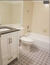 2 Markham Cir in Englewood, NJ - Building Photo - Building Photo