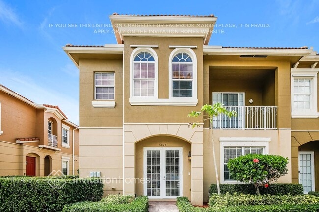 property at 5817 Hampton Hills Blvd