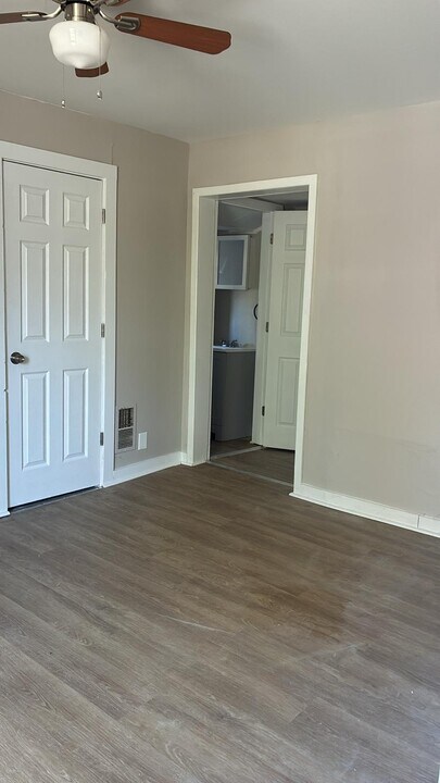606 W North St in Piqua, OH - Building Photo