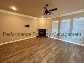 12706 Lanai Ave in Bakersfield, CA - Building Photo - Building Photo