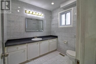 25 Panorama Crescent in Brampton, ON - Building Photo - Building Photo