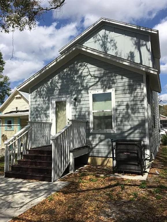 2128 W Walnut St in Tampa, FL - Building Photo - Building Photo