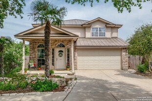 8227 Maloy Manor in San Antonio, TX - Building Photo