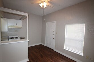 1010 Bennett Ave in Tyler, TX - Building Photo - Building Photo