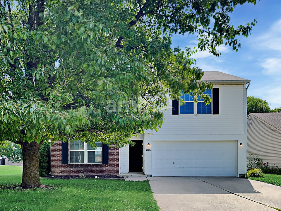 17117 Futch Way in Westfield, IN - Building Photo