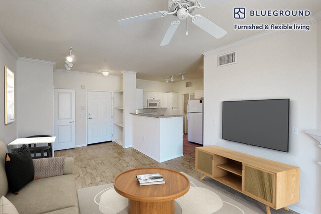 1579 E Jefferson Wy in Simi Valley, CA - Building Photo - Building Photo