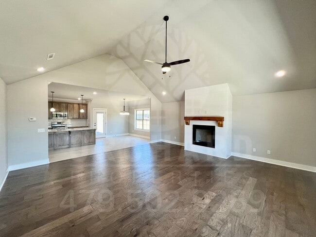 property at 15 E Loveland Loop