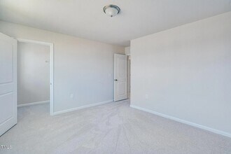 131 S Finley Lndg Pkwy in Smithfield, NC - Building Photo - Building Photo