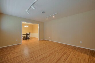 7906 Braesview Ln in Houston, TX - Building Photo - Building Photo