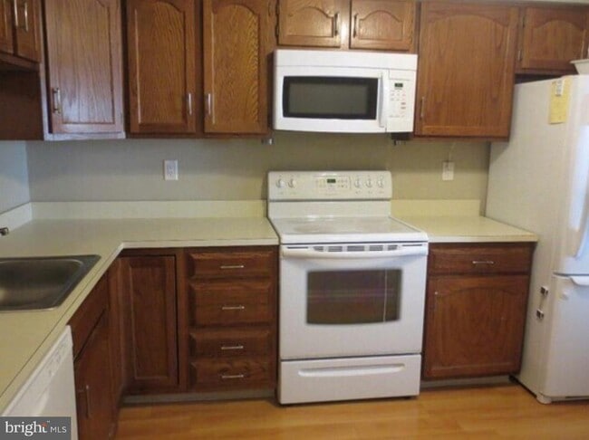 property at 526 Willow Turn