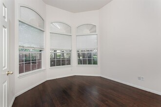 915 Falcon Trail in Murphy, TX - Building Photo - Building Photo