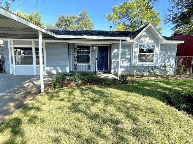 property at 10723 Southview St