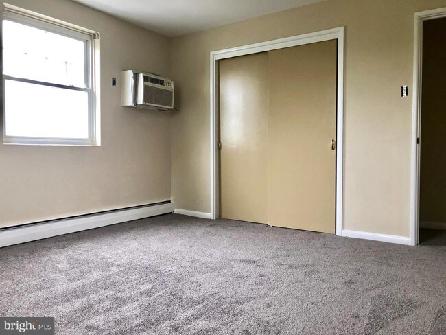 804 Vaughn Rd-Unit -C12 in Pottstown, PA - Building Photo - Building Photo