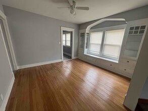 12320 Saywell Ave in Cleveland, OH - Foto de edificio - Building Photo