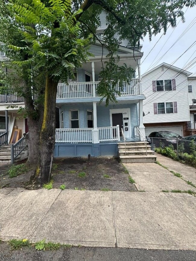 property at 471 Irvine Turner Blvd