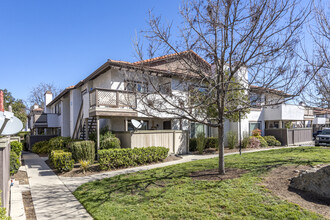 Riderwood Gardens in Santee, CA - Building Photo - Building Photo