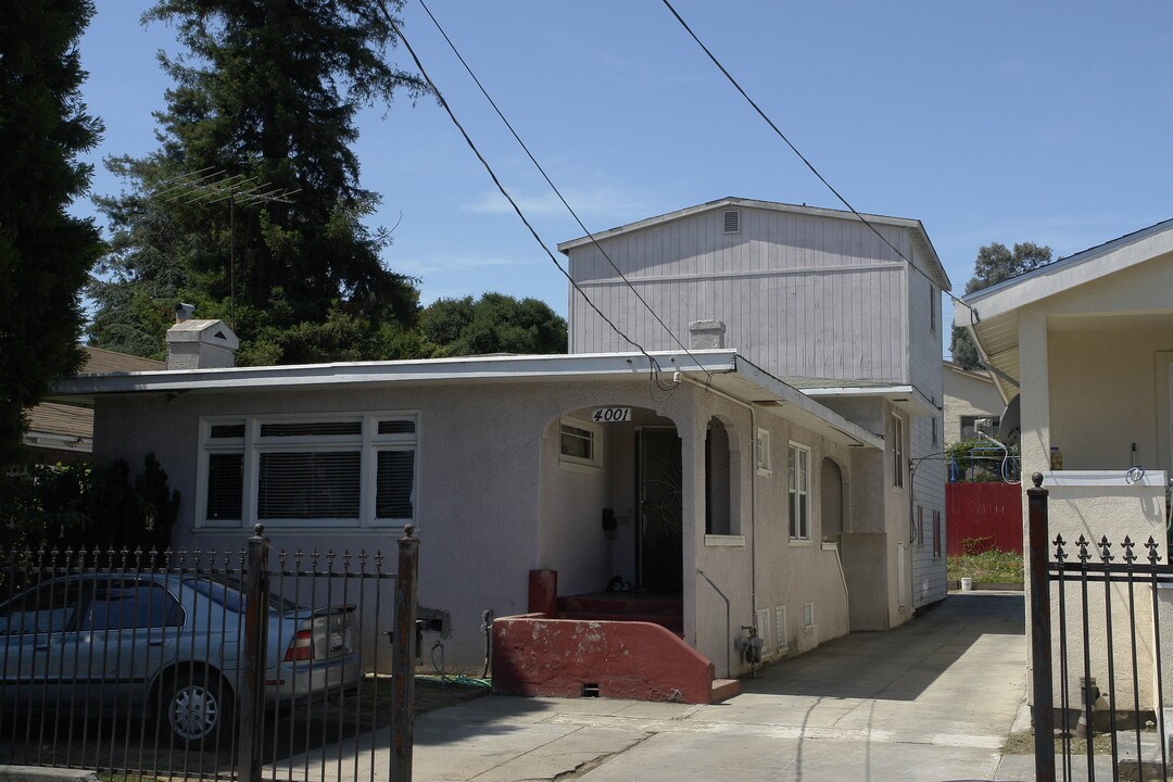 4001 Brookdale Ave in Oakland, CA - Building Photo