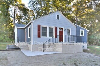 721 Peyton Ave in Durham, NC - Building Photo - Building Photo