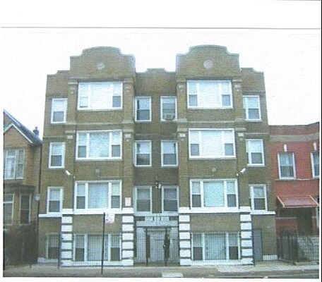 4206 W Jackson St in Chicago, IL - Building Photo