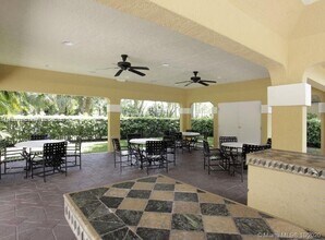 4025 W McNab Rd in Pompano Beach, FL - Building Photo - Building Photo
