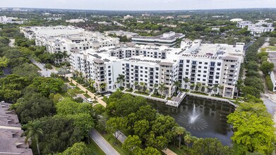 The Remy in Plantation, FL - Foto de edificio - Building Photo