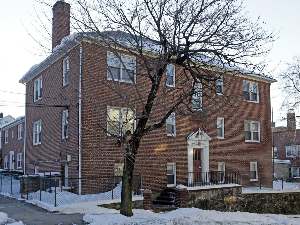 72 William St in Mount Vernon, NY - Building Photo