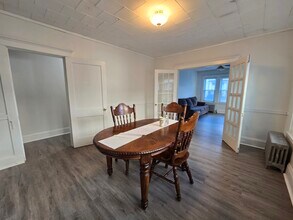 63 Pinckney St, Unit 1 in Somerville, MA - Foto de edificio - Building Photo