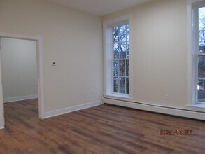 2 Pleasant St in Claremont, NH - Building Photo - Building Photo