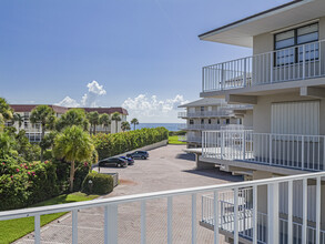 5300 Jimmy Buffett Mem Hwy in Indian River Shores, FL - Building Photo - Building Photo