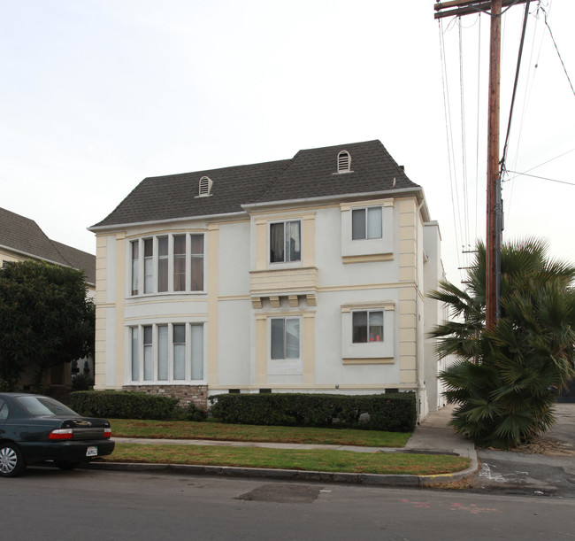 312 N Ogden Dr in Los Angeles, CA - Building Photo - Building Photo