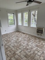 5046 Bearden Rd in Pinson, AL - Building Photo