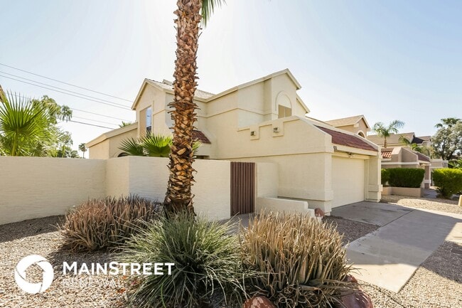 19205 N 6th St, Unit 315 in Phoenix, AZ - Foto de edificio - Building Photo