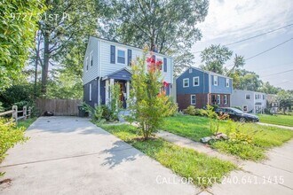 9727 51st Pl in College Park, MD - Building Photo - Building Photo