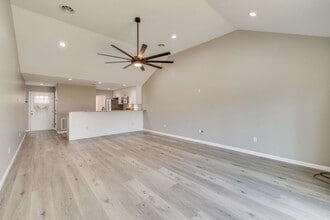 116 Weeping Willow Dr in Abingdon, VA - Building Photo - Building Photo