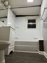 1223 Lobdell St. in Wilmington, DE - Foto de edificio - Building Photo