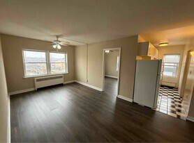 1653 N Prospect Ave in Milwaukee, WI - Building Photo