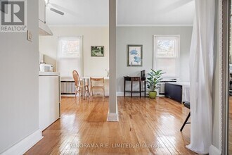 8-8 Thirty Third St in Toronto, ON - Building Photo - Building Photo