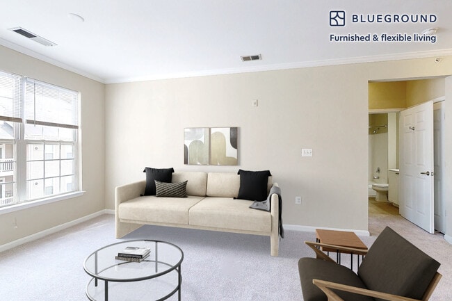 2350 26th Ct S in Arlington, VA - Foto de edificio - Building Photo