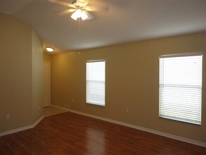 11912 Mango Groves Blvd in Seffner, FL - Building Photo - Building Photo