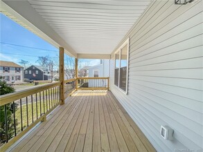 44 George St in East Haven, CT - Building Photo - Building Photo