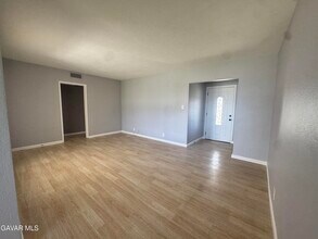 44151 Hardwood Ave in Lancaster, CA - Building Photo - Building Photo