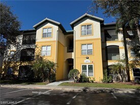 11571 Villa Grand in Ft. Myers, FL - Building Photo