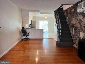 2408 S Sartain St in Philadelphia, PA - Building Photo - Building Photo