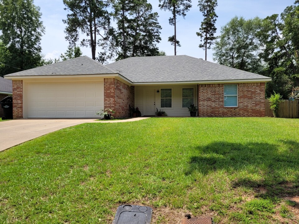 1322 Baxley Ln Photo