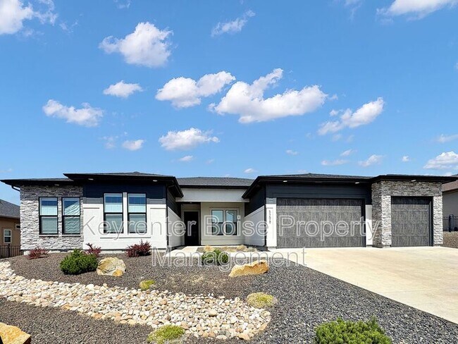 property at 5298 W Parkridge Dr