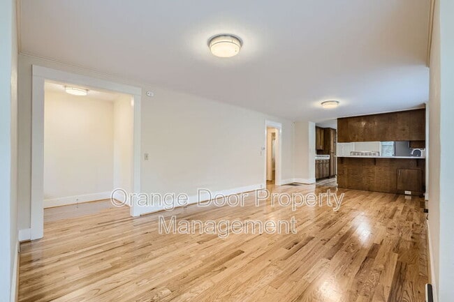 4337 2nd Ave NE in Seattle, WA - Building Photo - Building Photo