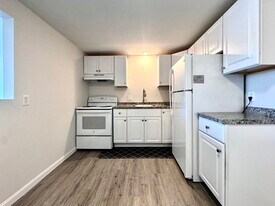 50-58-58 Walnut St in Waltham, MA - Building Photo