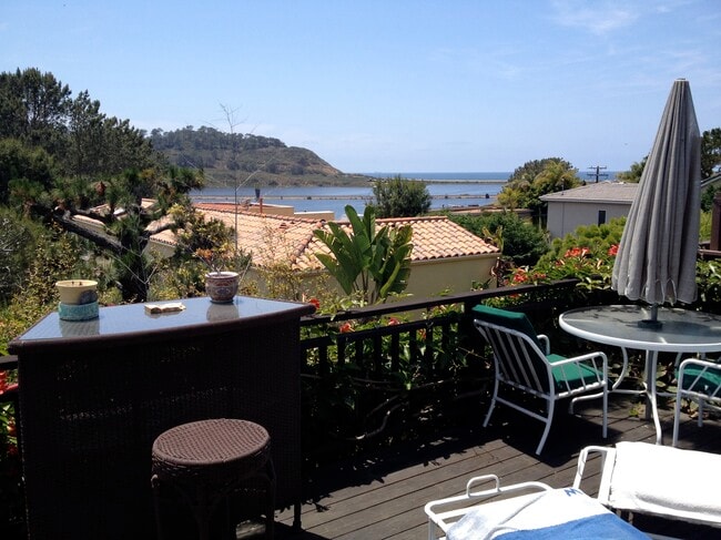 2553 Via Merano, Unit Upper Duplex in Del Mar, CA - Building Photo - Building Photo