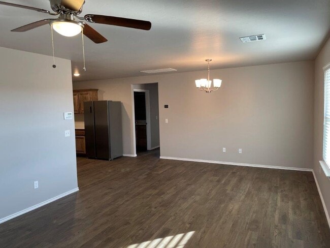 567 Walker in Newcastle, OK - Building Photo - Building Photo