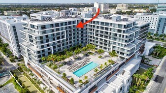 2960 NE 207th St, Unit 815 in Aventura, FL - Building Photo